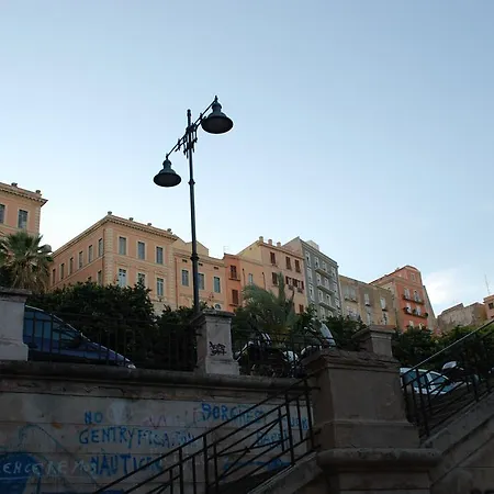 L'arcobaleno 卡利亚里